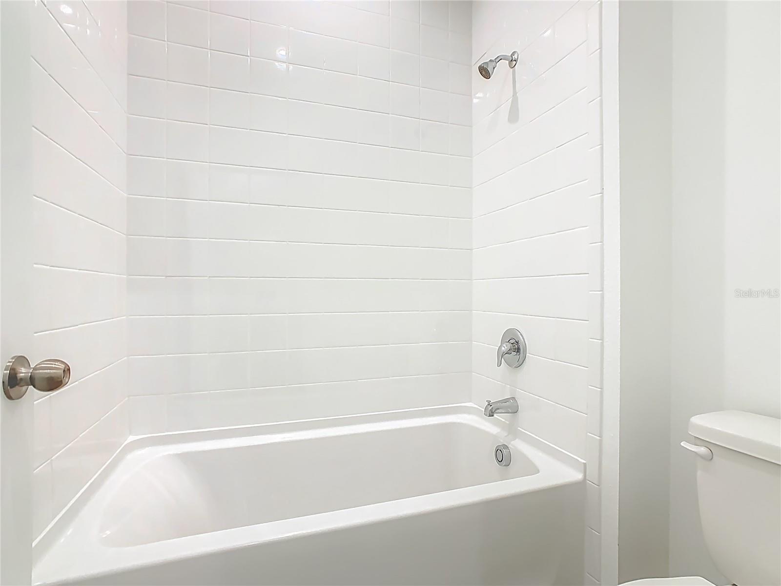 Image 28 of 49 For 2414 Celebration Boulevard