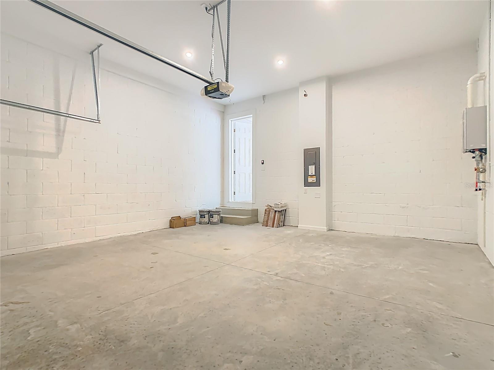 Image 38 of 49 For 2414 Celebration Boulevard