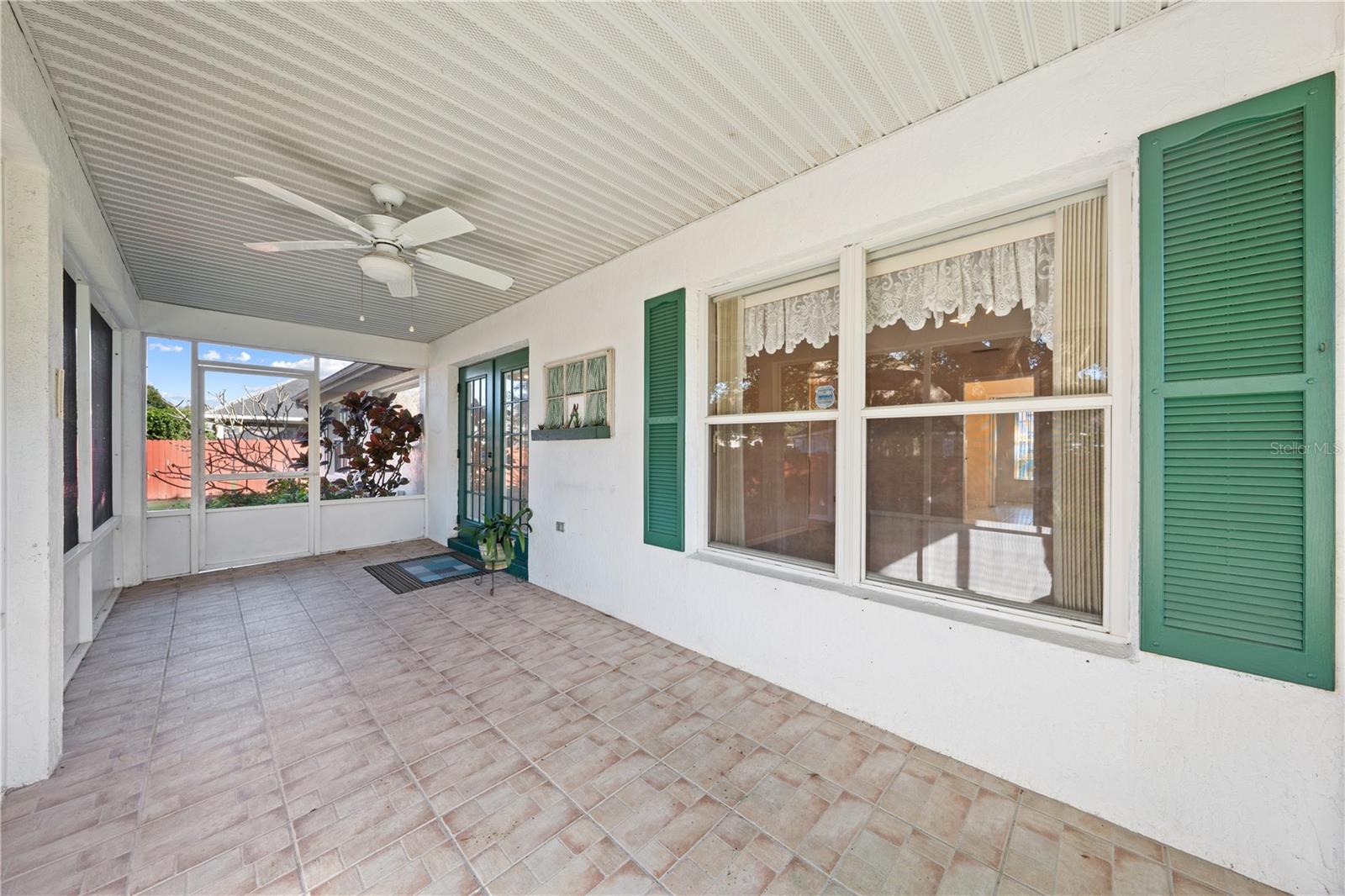 Image 41 of 54 For 1902 Ashley Oaks Court