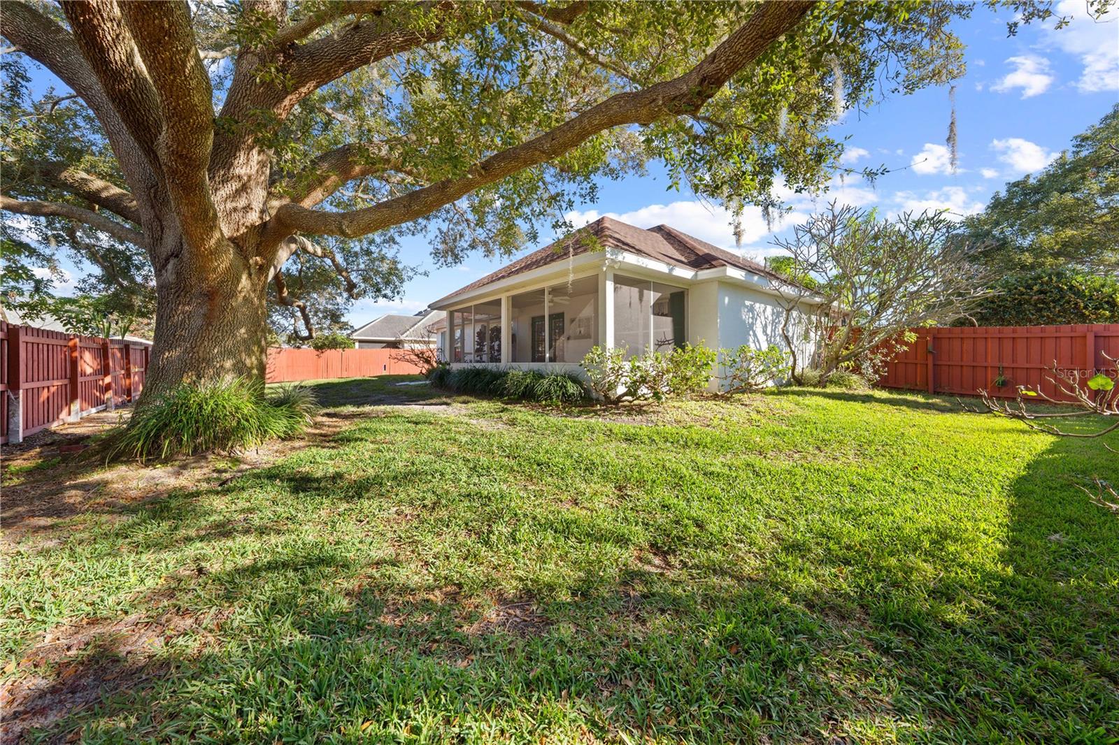 Image 42 of 54 For 1902 Ashley Oaks Court