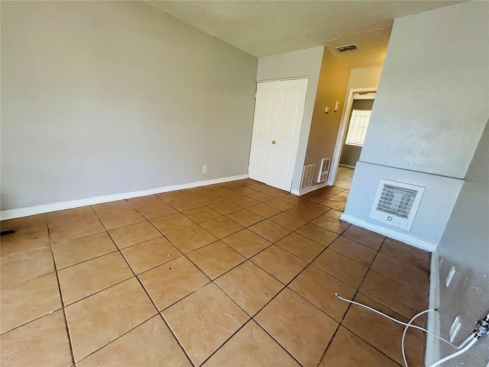 Image 2 of 8 For 4632 Ken Knight Drive N