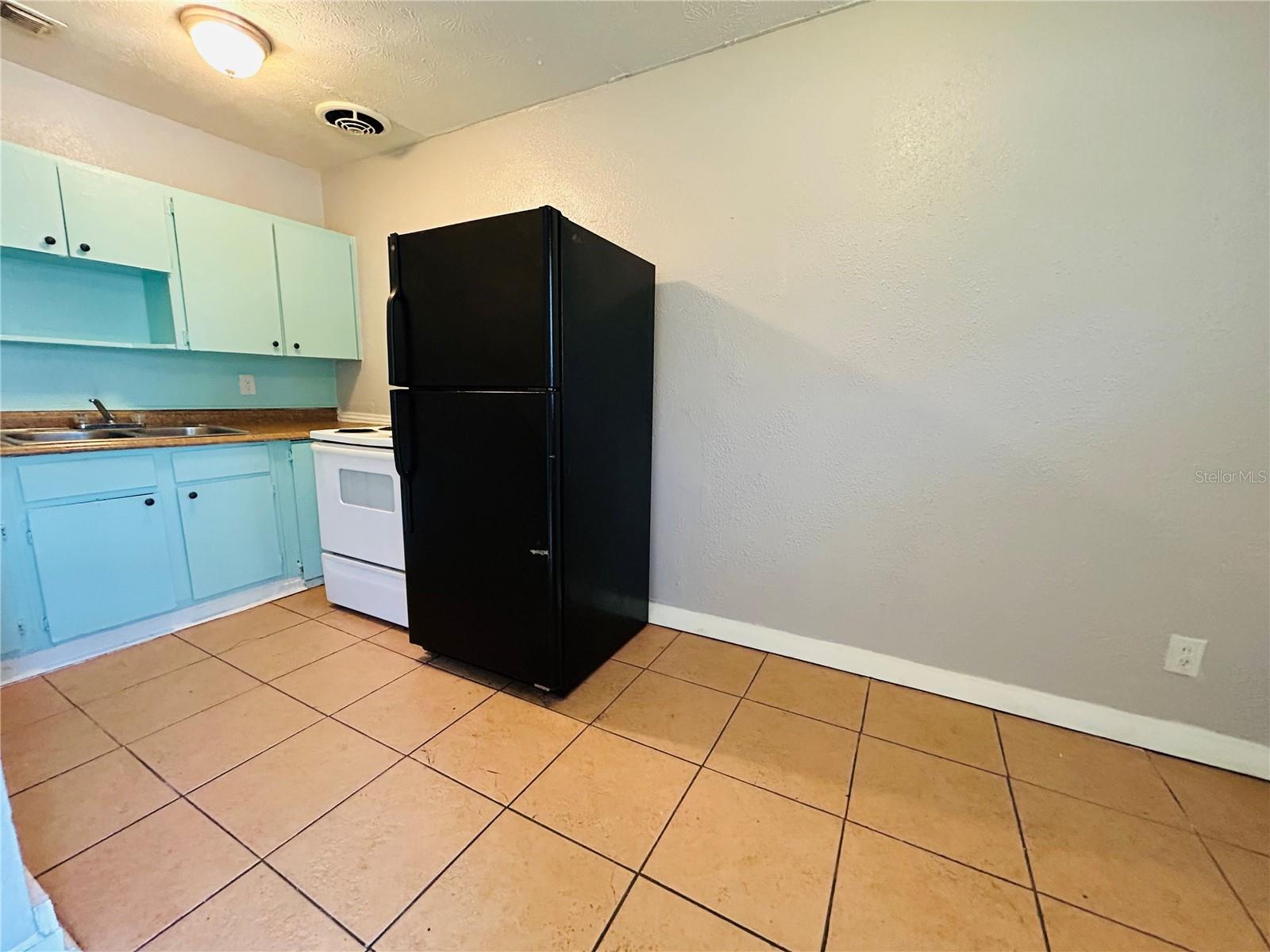 Image 6 of 8 For 4632 Ken Knight Drive N