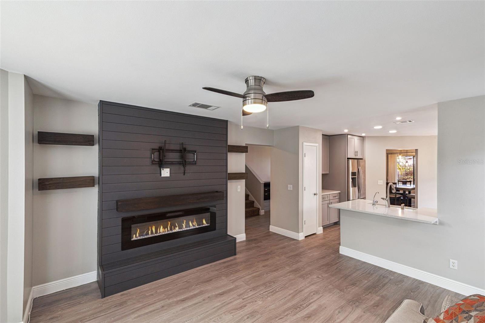 Image 12 of 55 For 154 Chicago Woods Circle