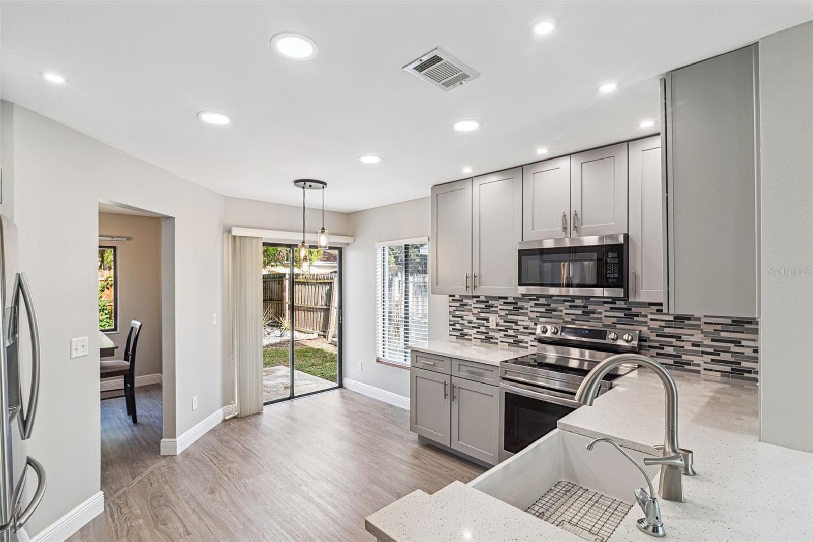 Image 19 of 55 For 154 Chicago Woods Circle