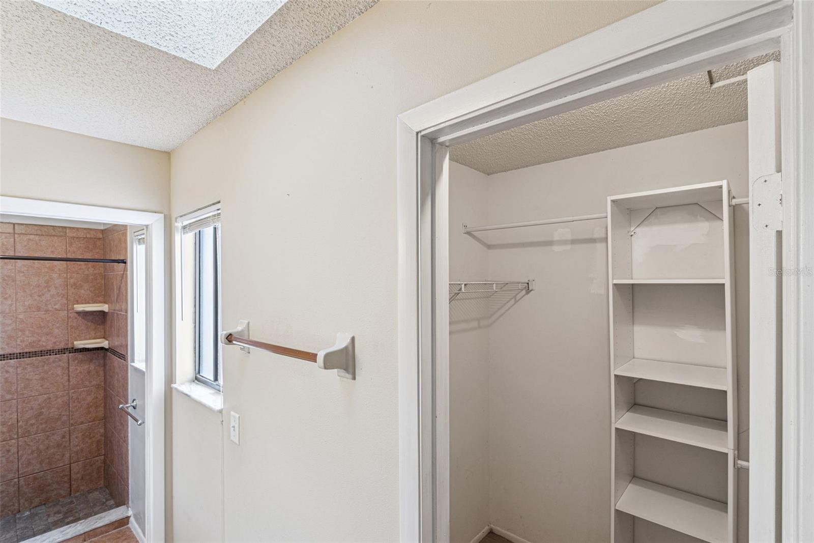 Image 37 of 55 For 154 Chicago Woods Circle