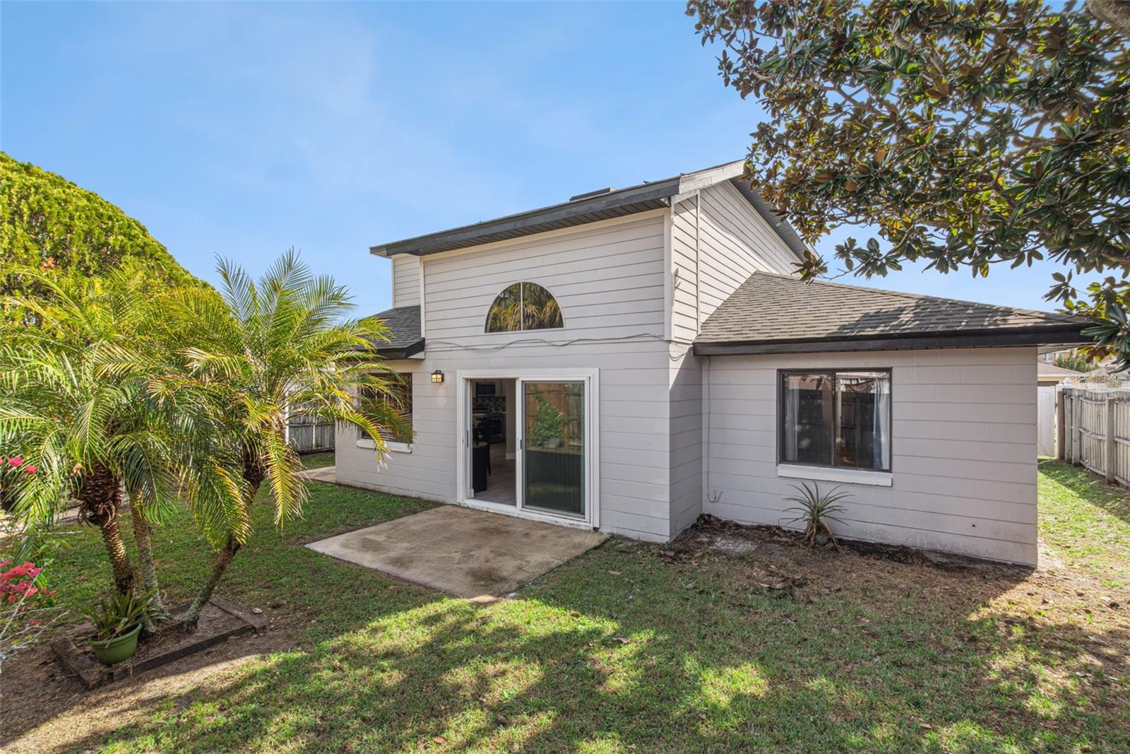 Image 41 of 55 For 154 Chicago Woods Circle