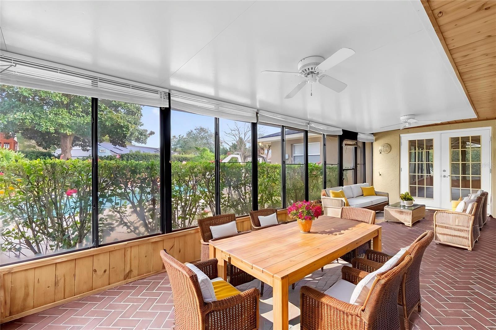 Image 15 of 24 For 6419 Hidden Dale Avenue