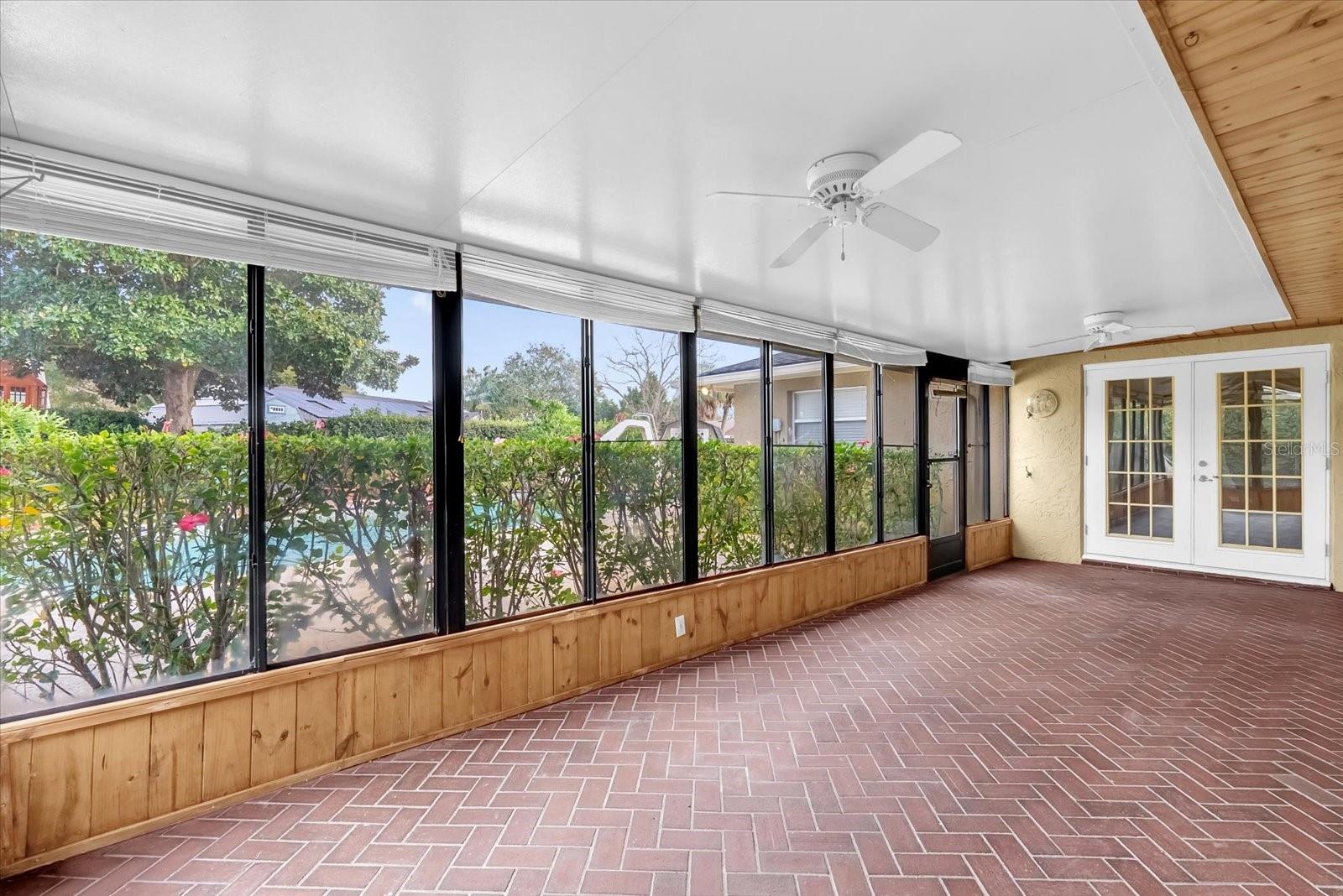 Image 16 of 24 For 6419 Hidden Dale Avenue