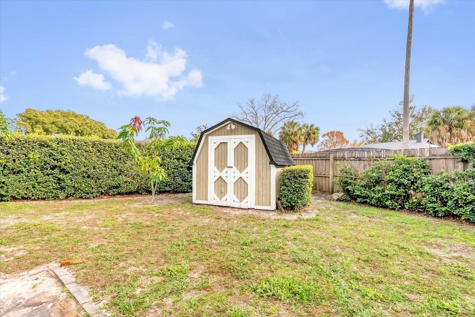 Image 19 of 24 For 6419 Hidden Dale Avenue