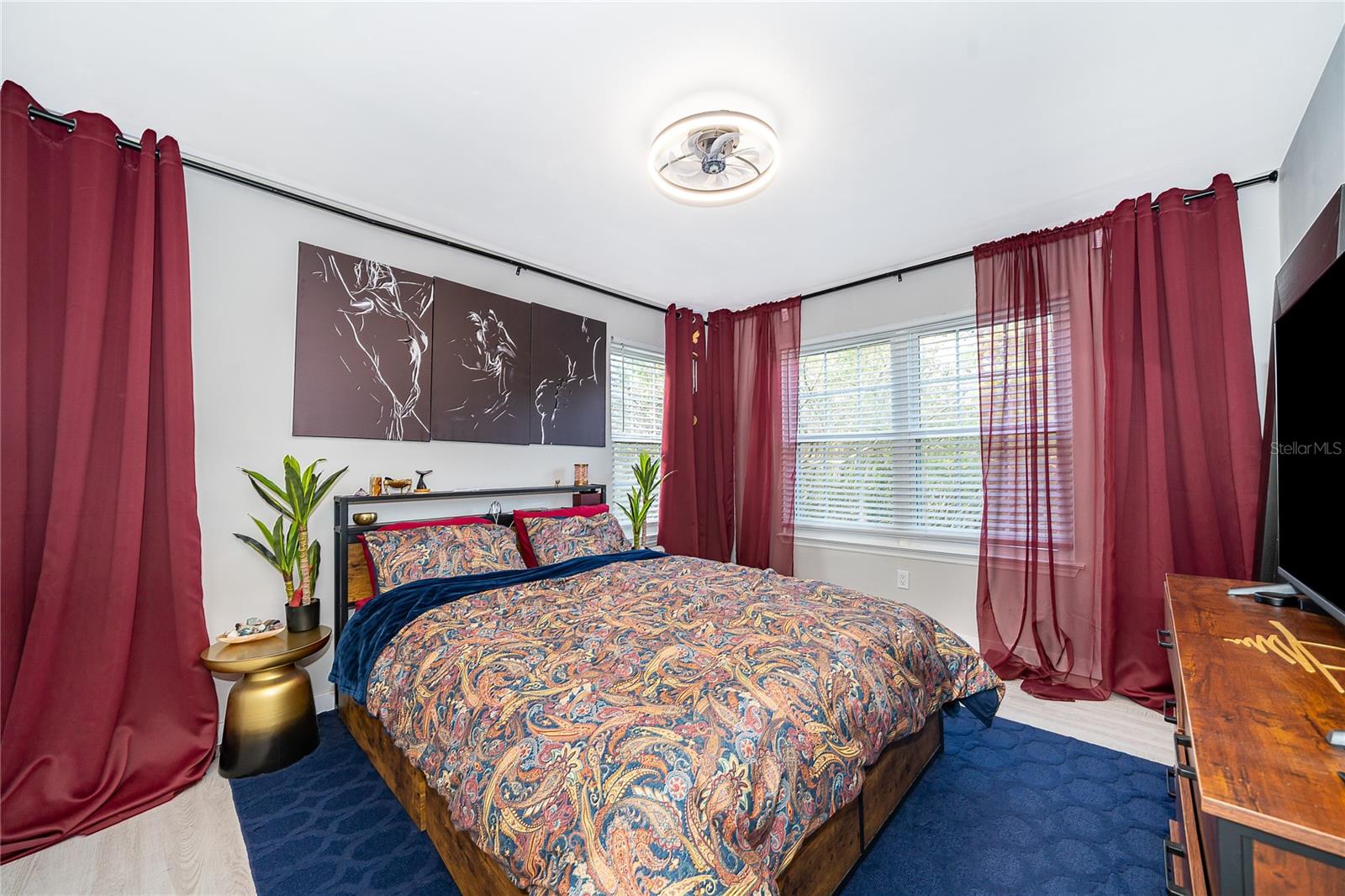 Image 17 of 33 For 2550 Alafaya Trail 10211