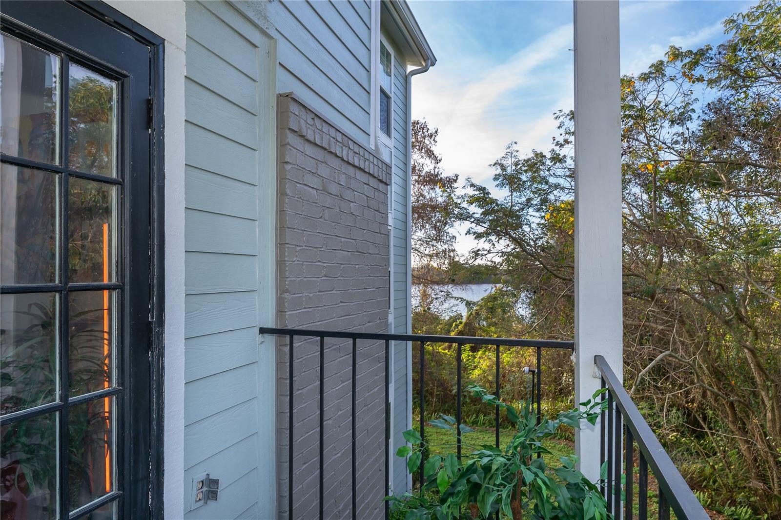 Image 20 of 33 For 2550 Alafaya Trail 10211