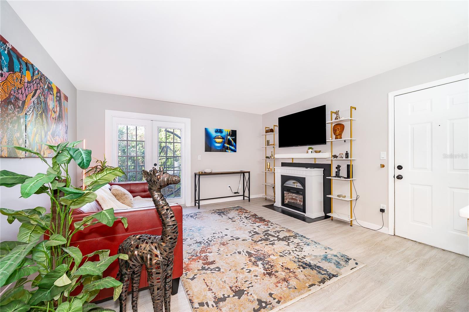 Image 5 of 33 For 2550 Alafaya Trail 10211