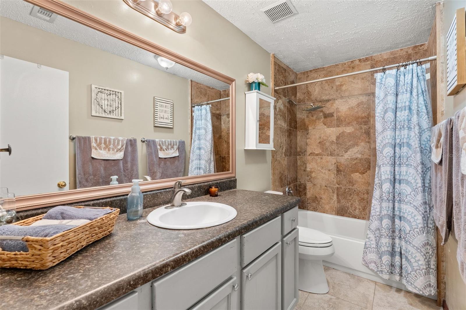 Image 22 of 33 For 1026 Weaver Drive