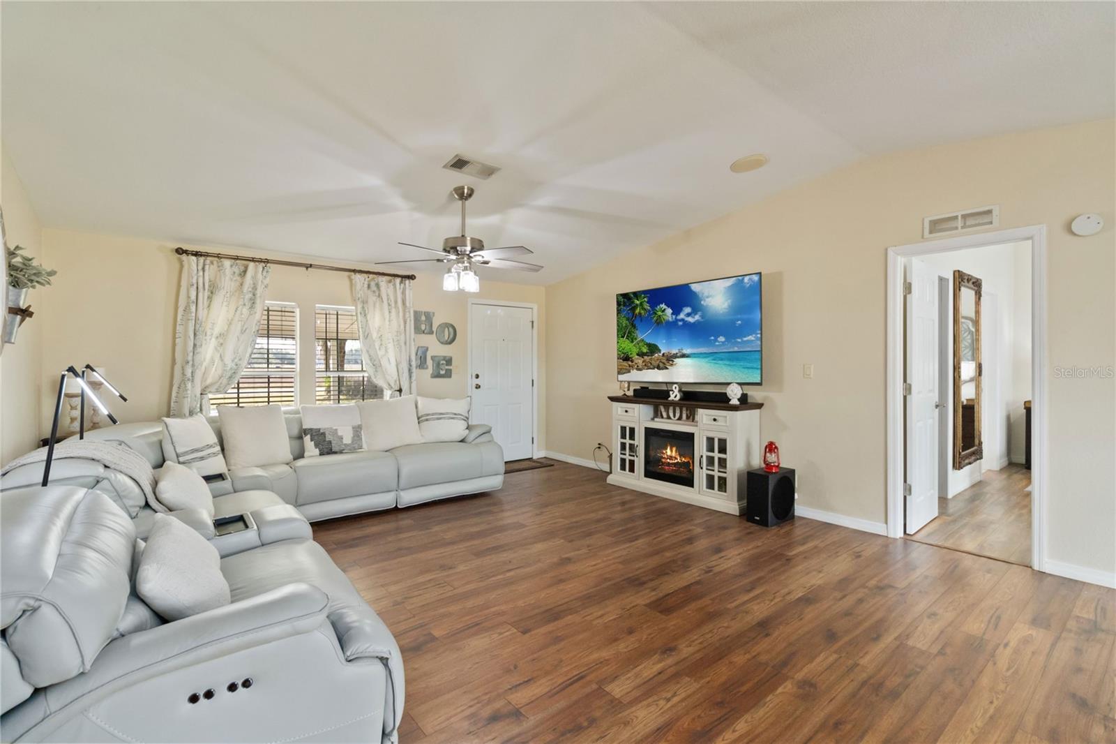 Image 3 of 21 For 1232 Harvey Road