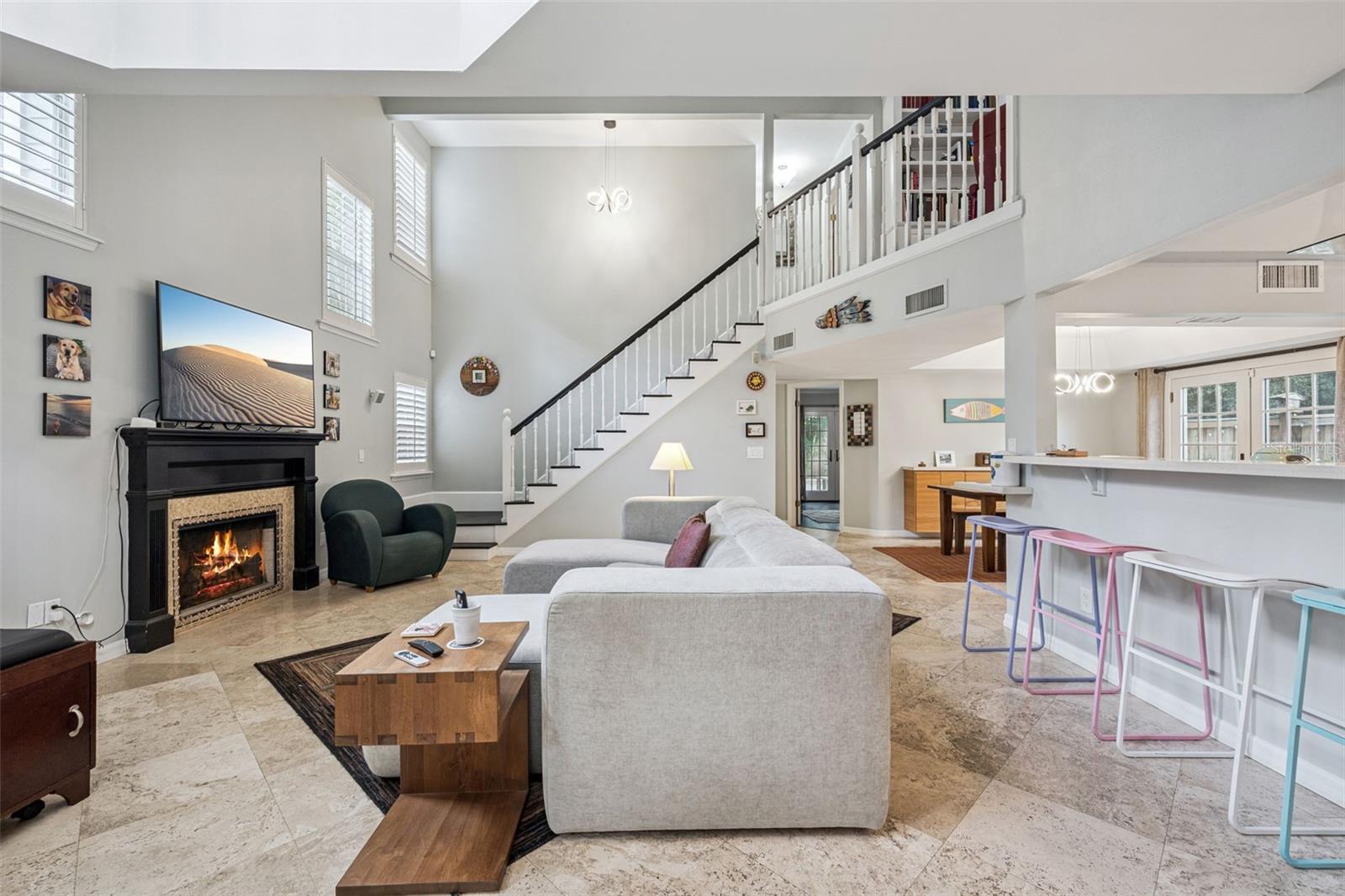 Image 4 of 30 For 456 Mayfair Circle