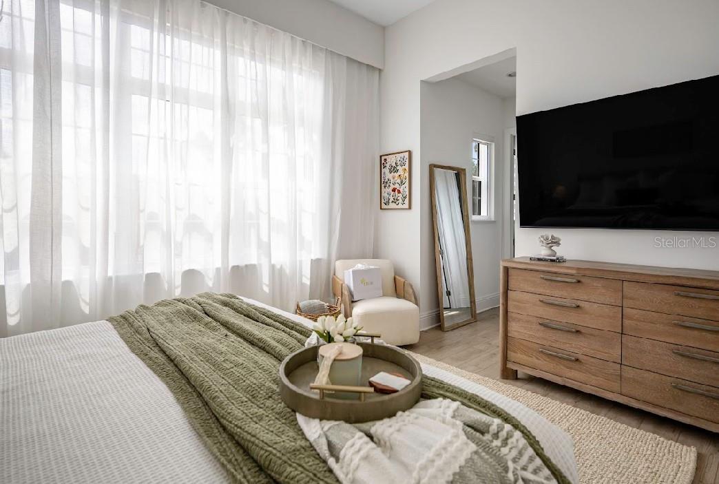 Image 3 of 73 For 15926 Pendio Drive