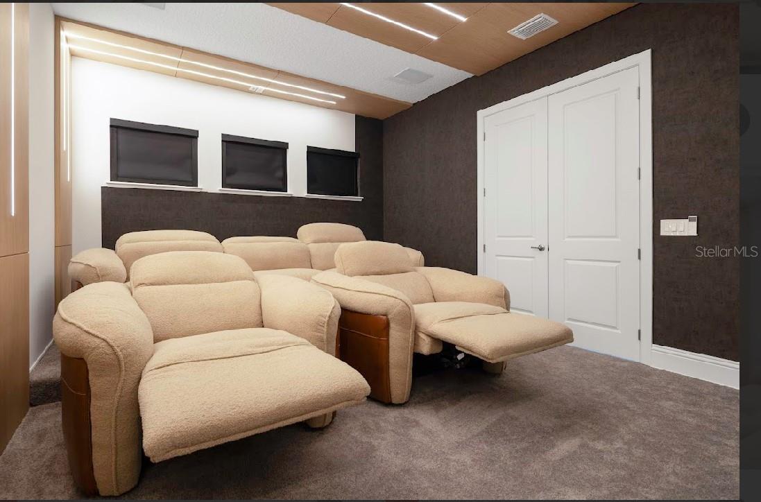 Image 5 of 73 For 15926 Pendio Drive