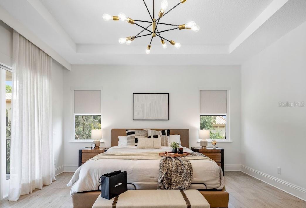 Image 8 of 73 For 15926 Pendio Drive