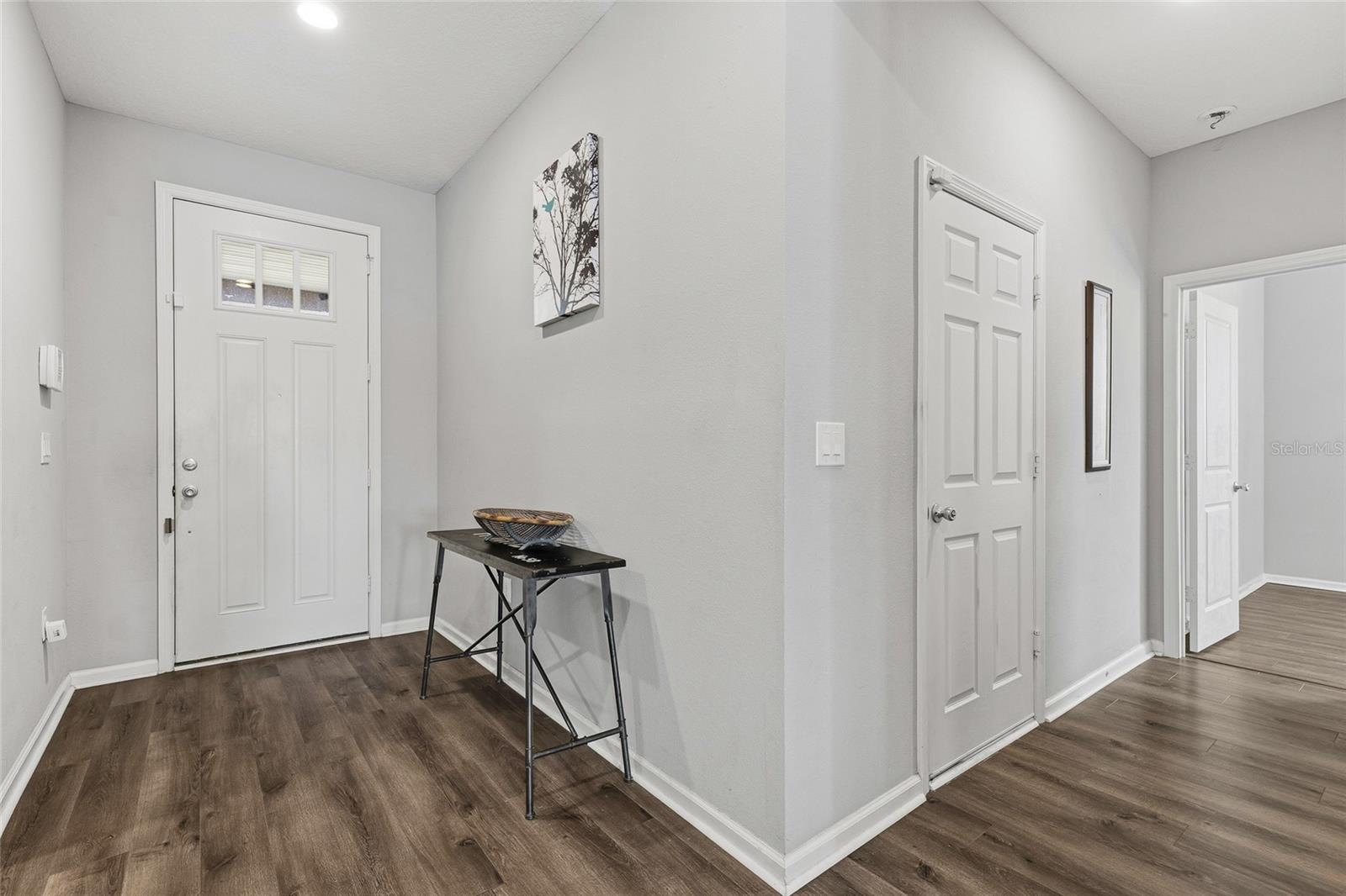 Image 14 of 42 For 453 Tuscany Chase Drive