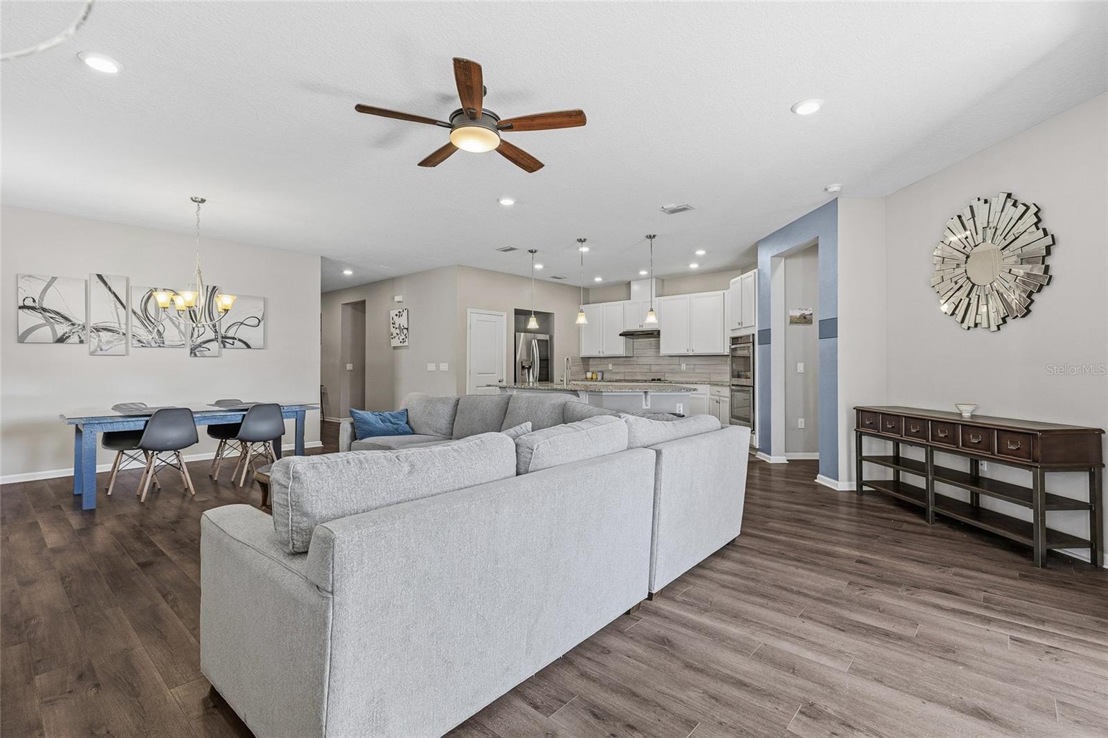 Image 19 of 42 For 453 Tuscany Chase Drive