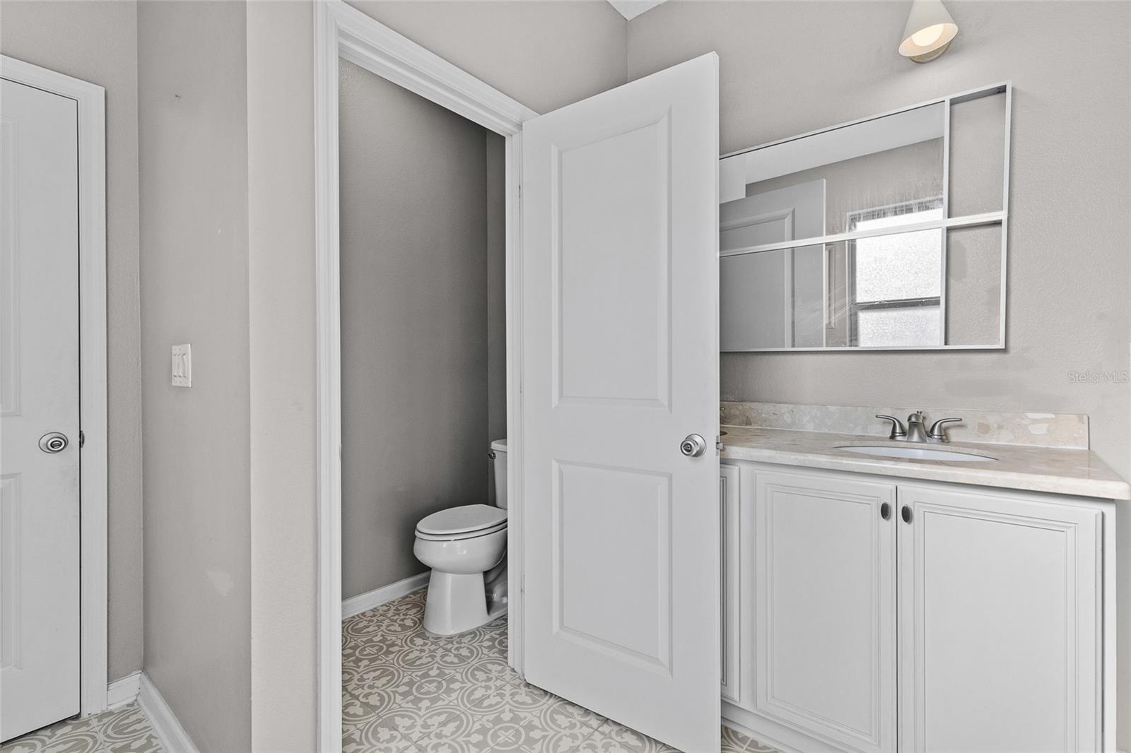 Image 26 of 42 For 453 Tuscany Chase Drive