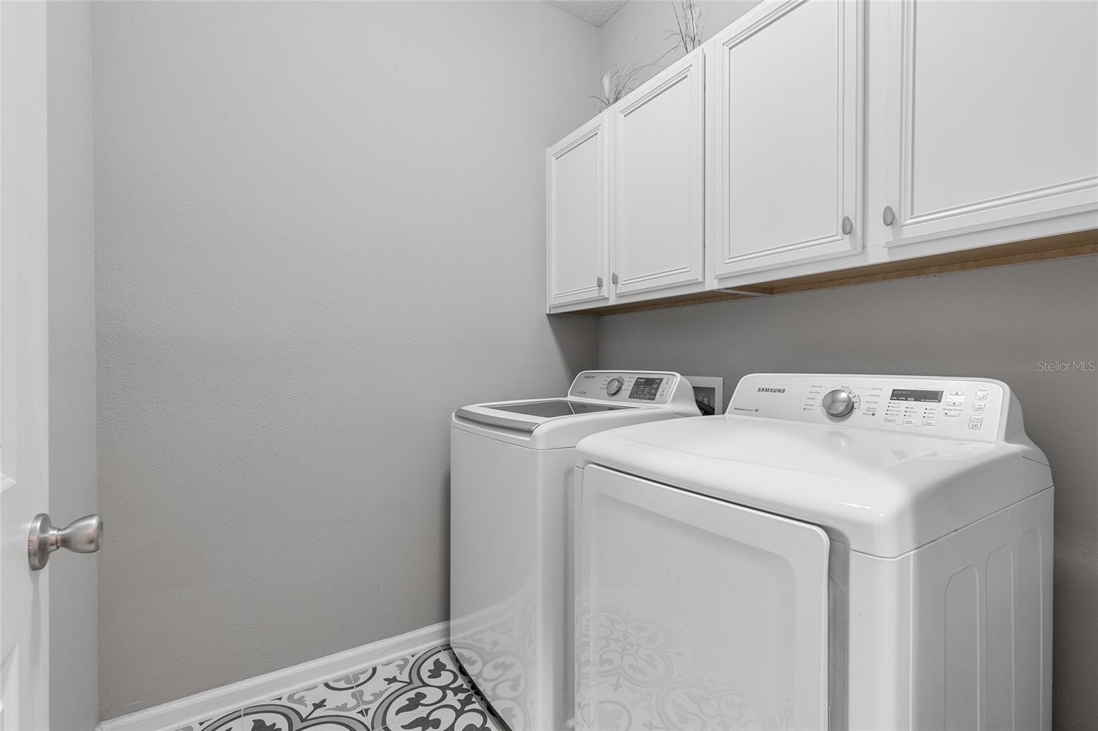 Image 27 of 42 For 453 Tuscany Chase Drive