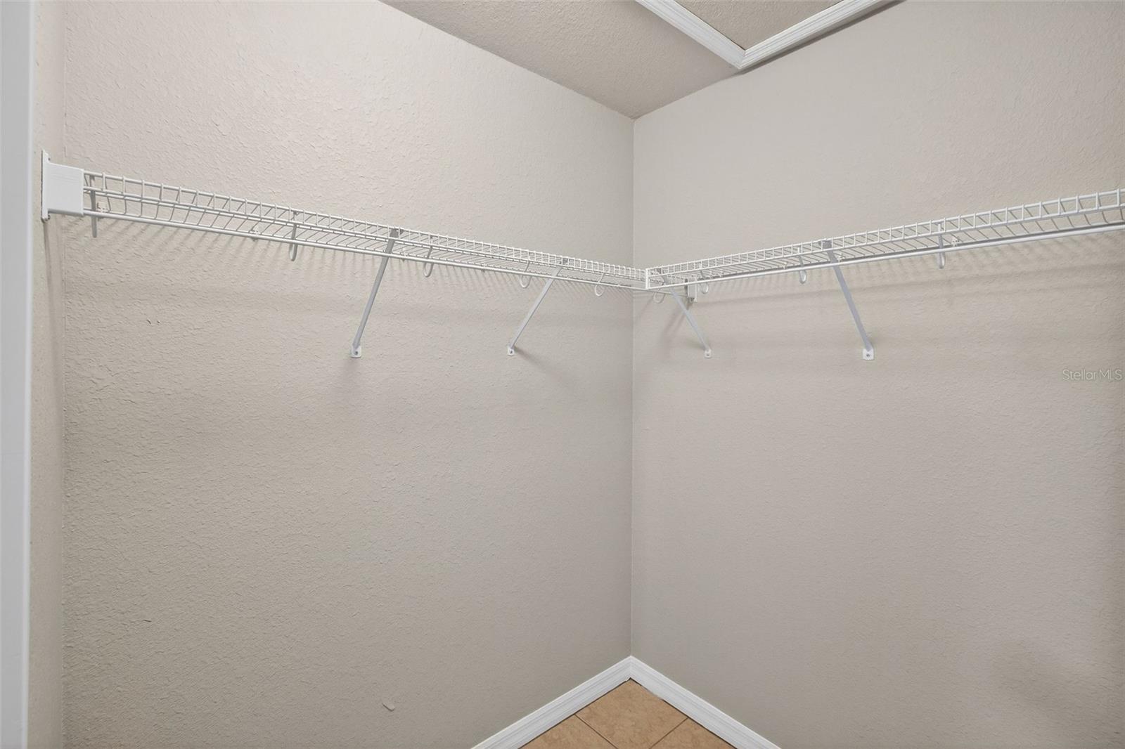 Image 14 of 21 For 145 Reserve Circle 201