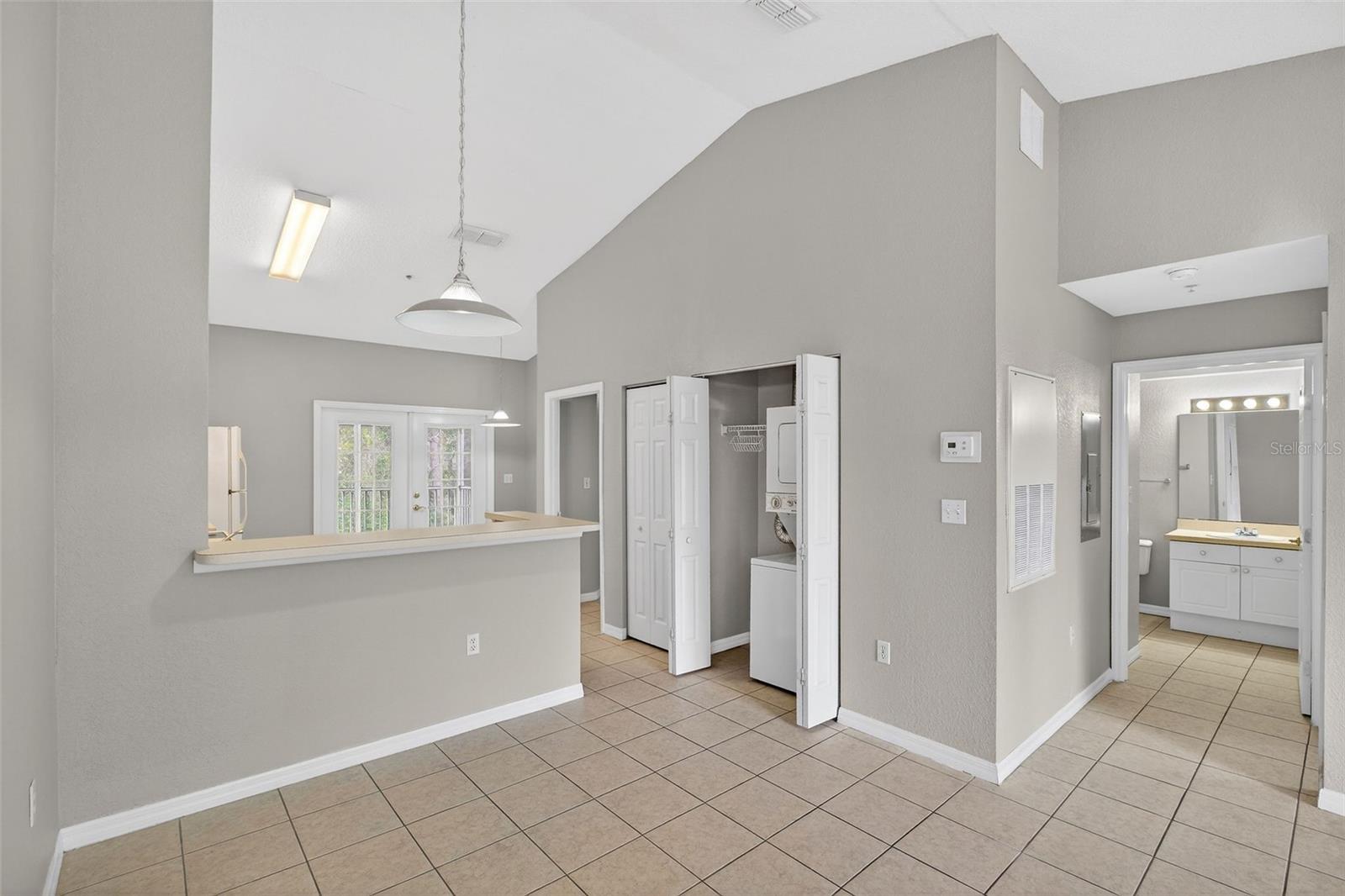 Image 8 of 21 For 145 Reserve Circle 201