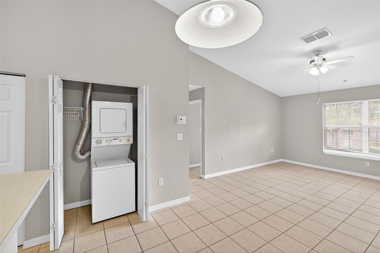 Image 9 of 21 For 145 Reserve Circle 201