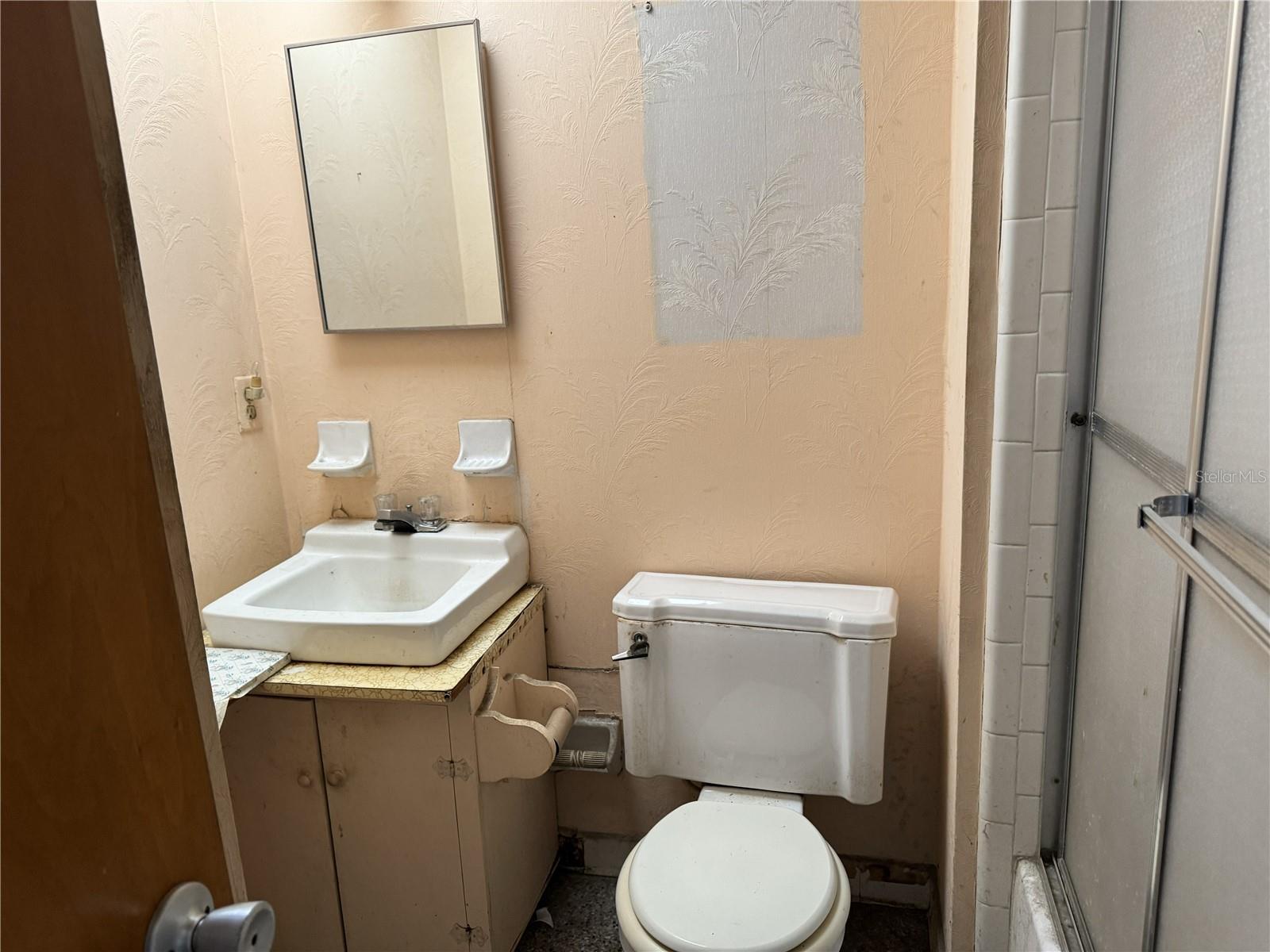 Image 11 of 32 For 1457 Montego Lane