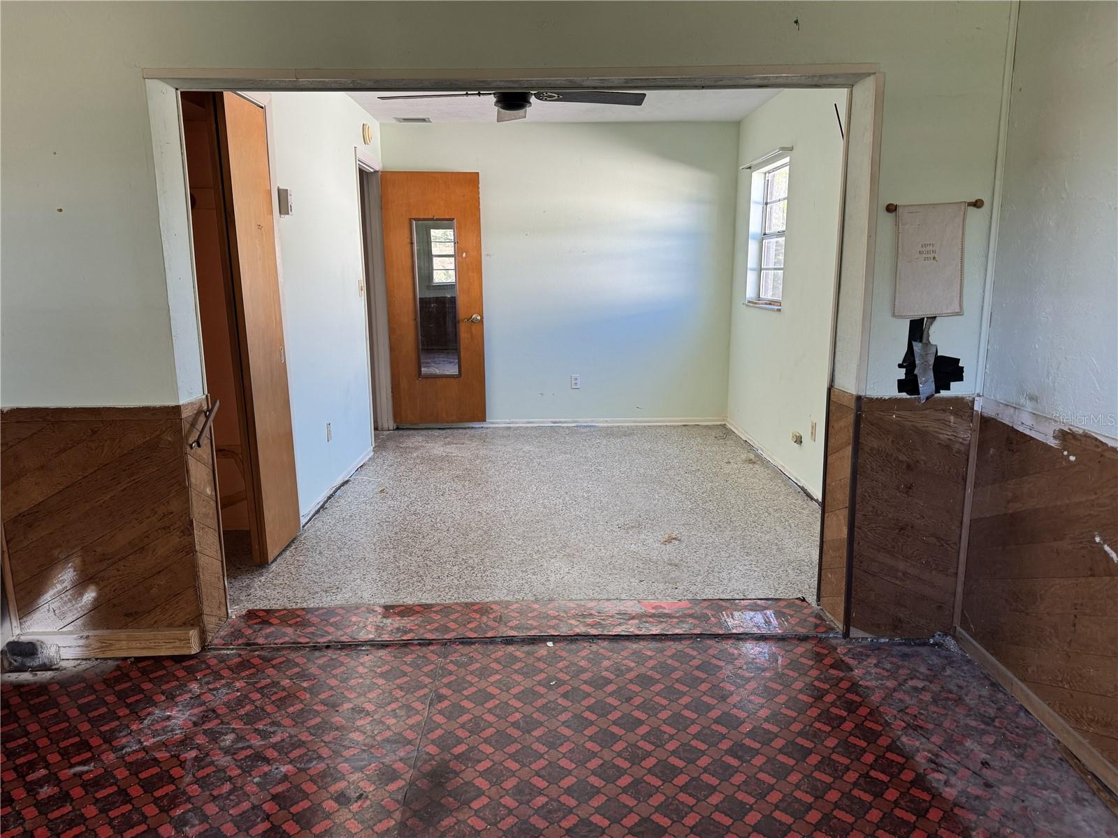 Image 15 of 32 For 1457 Montego Lane