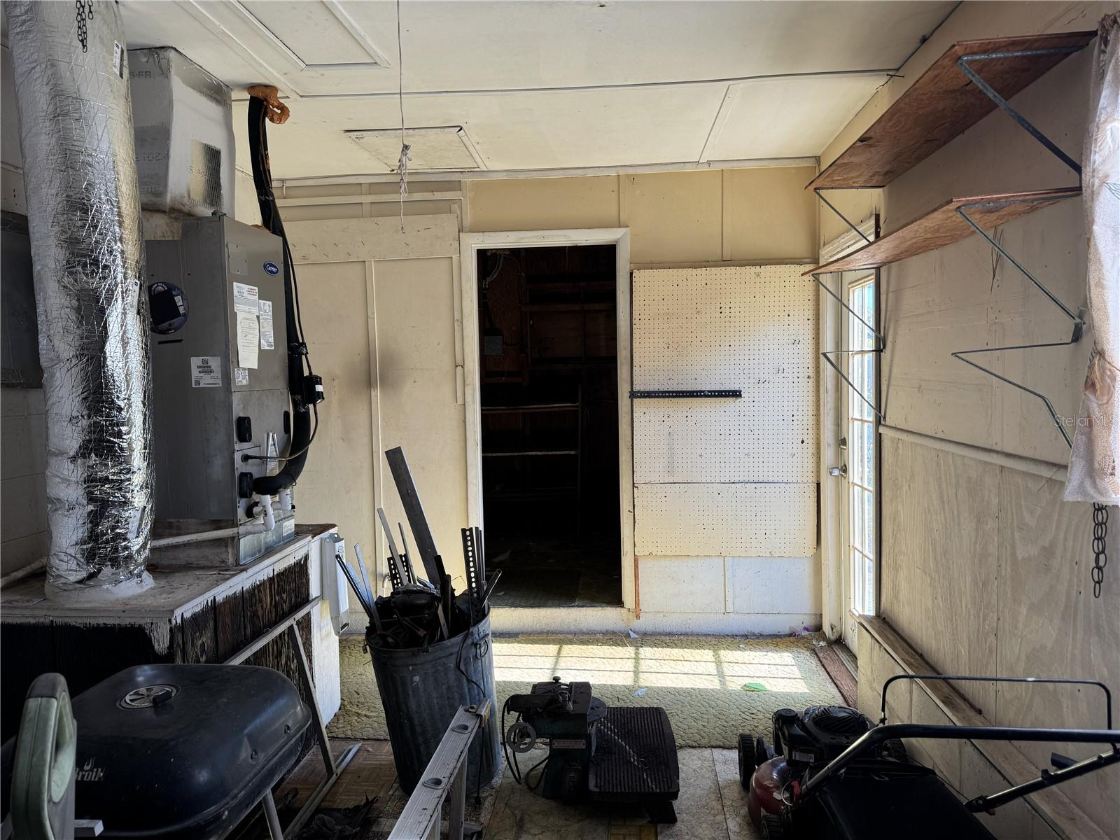 Image 19 of 32 For 1457 Montego Lane