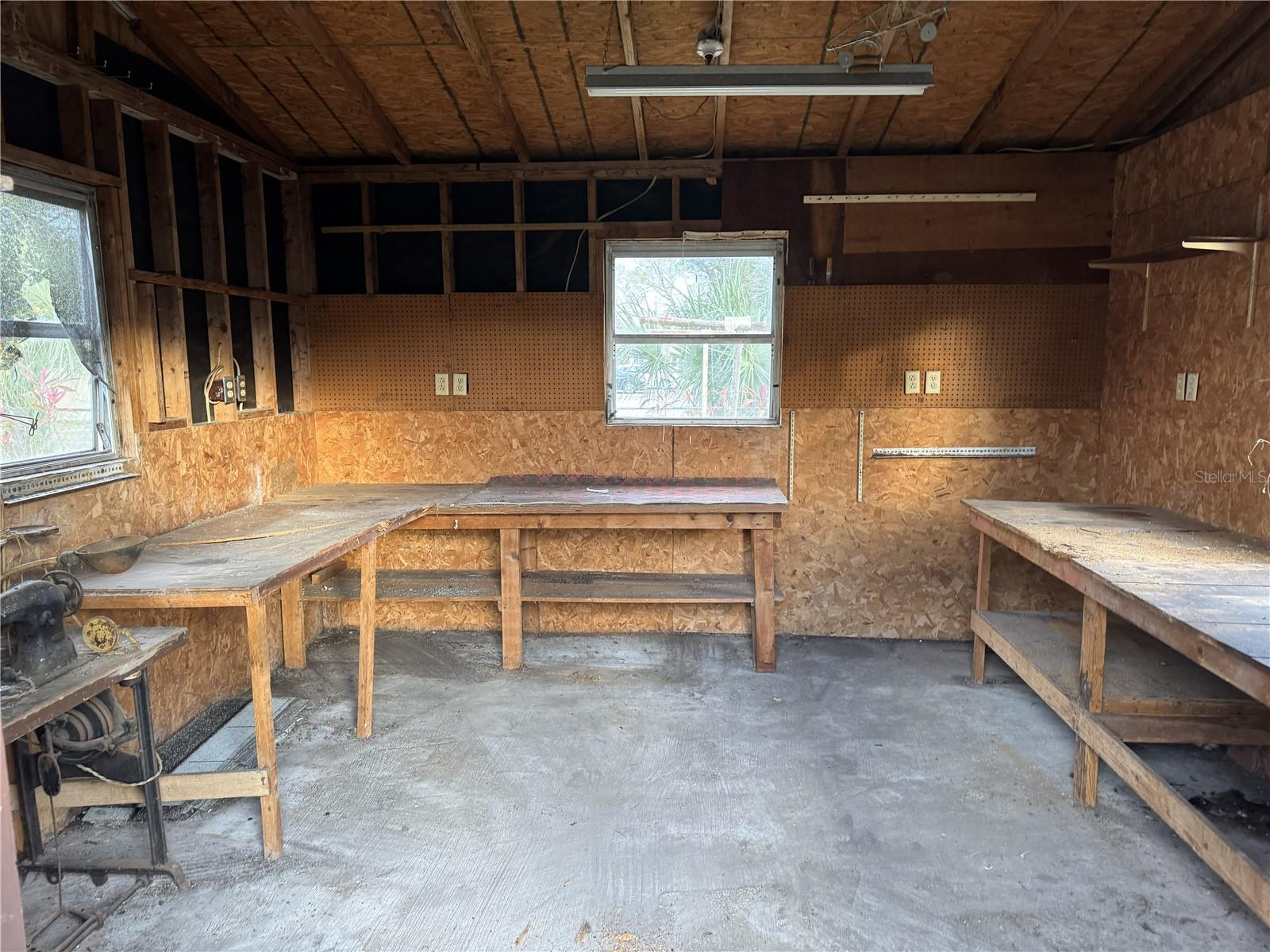 Image 31 of 32 For 1457 Montego Lane