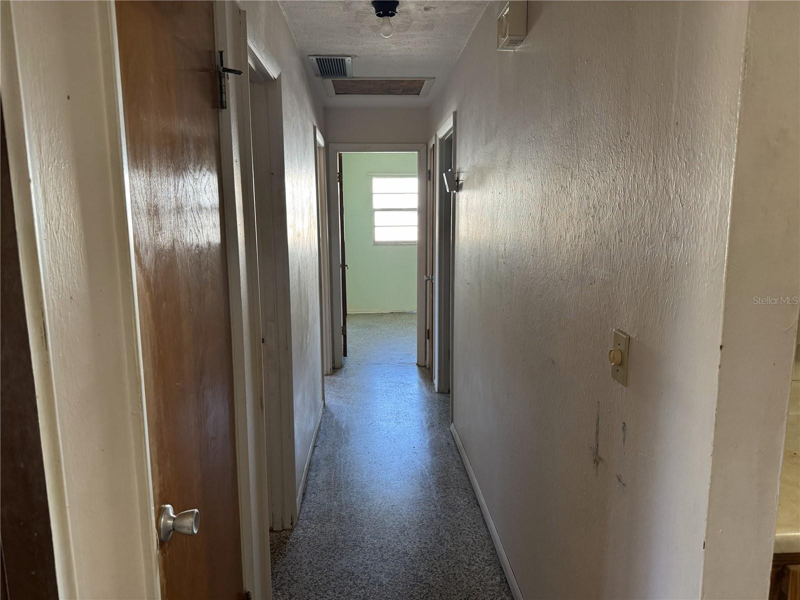 Image 9 of 32 For 1457 Montego Lane