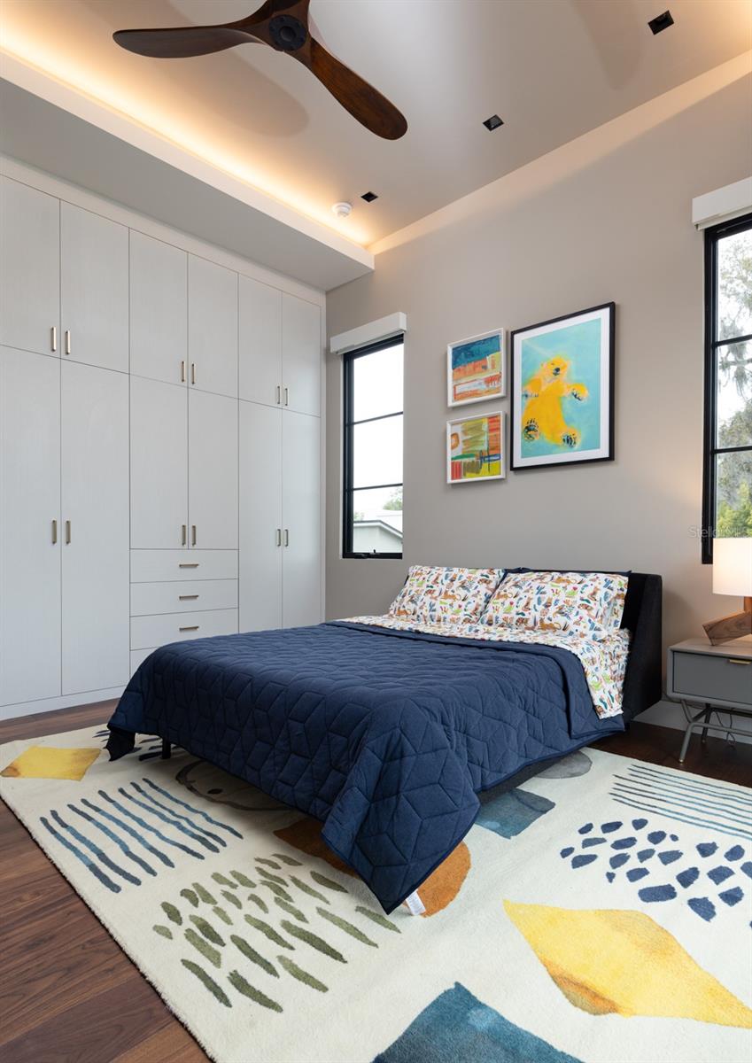 Image 34 of 52 For 1221 Richmond Road