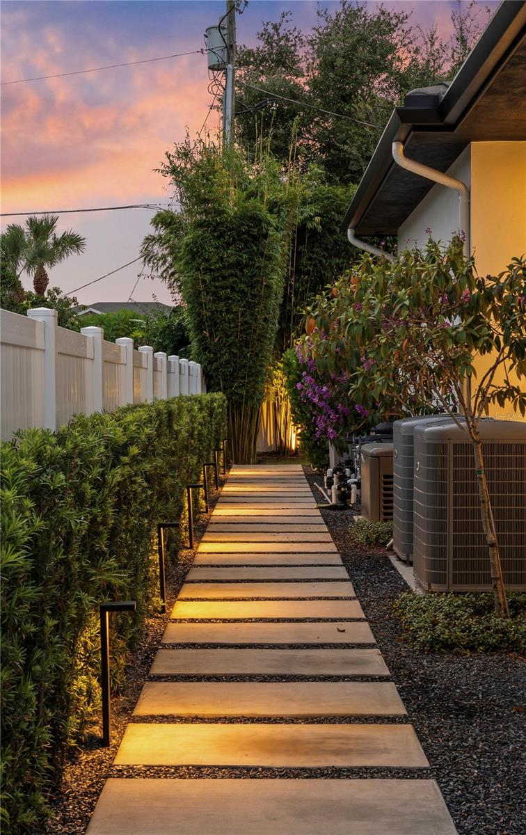 Image 41 of 52 For 1221 Richmond Road