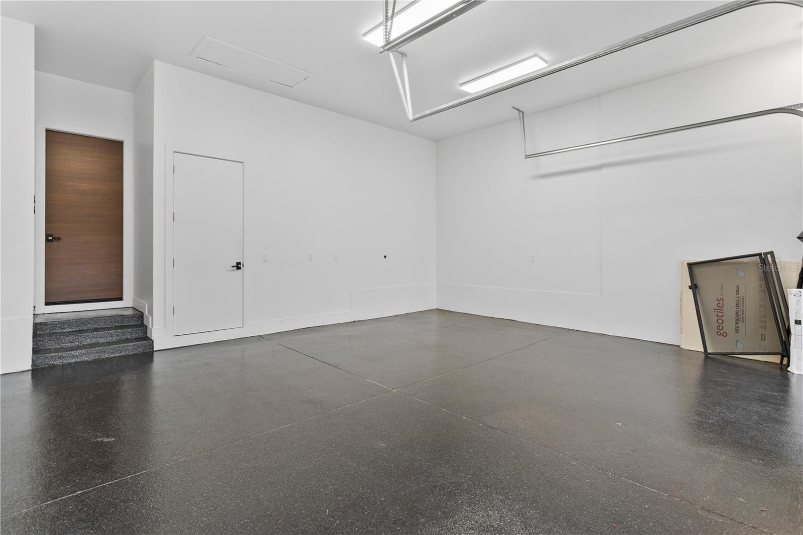 Image 42 of 52 For 1221 Richmond Road