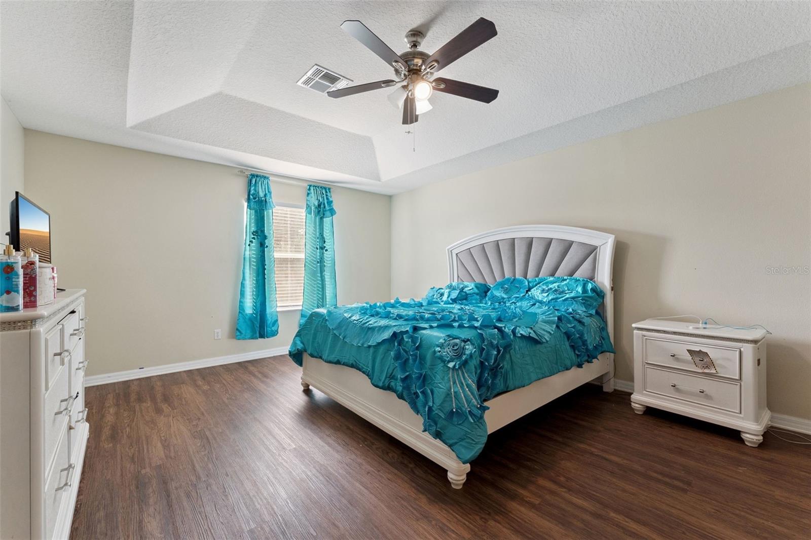 Image 18 of 48 For 566 Palio Court