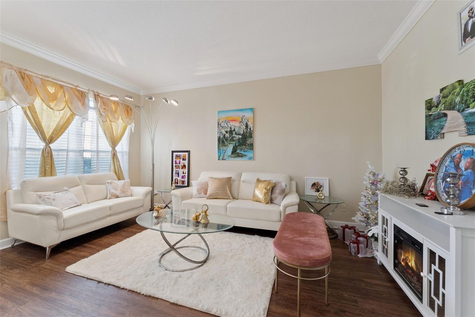 Image 6 of 48 For 566 Palio Court