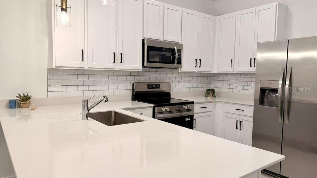 Image 10 of 33 For 2735 Skyline Loop