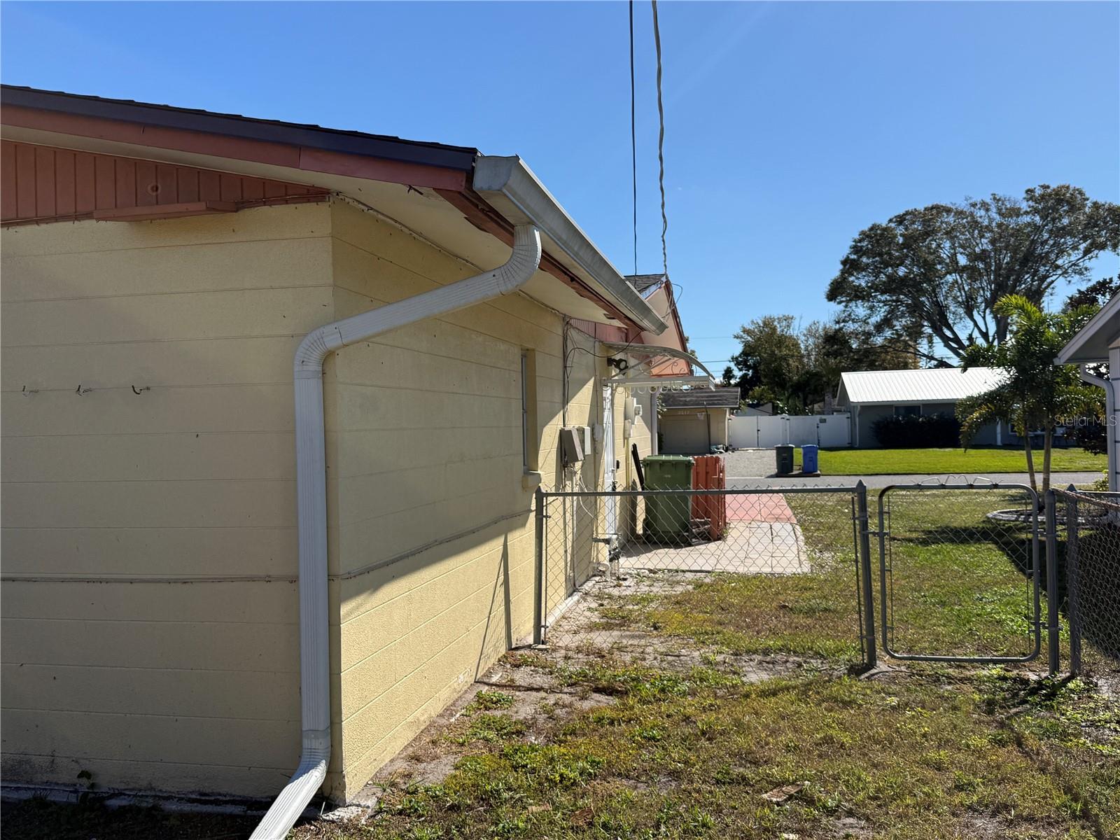 Image 22 of 23 For 3218 Oxford Drive W