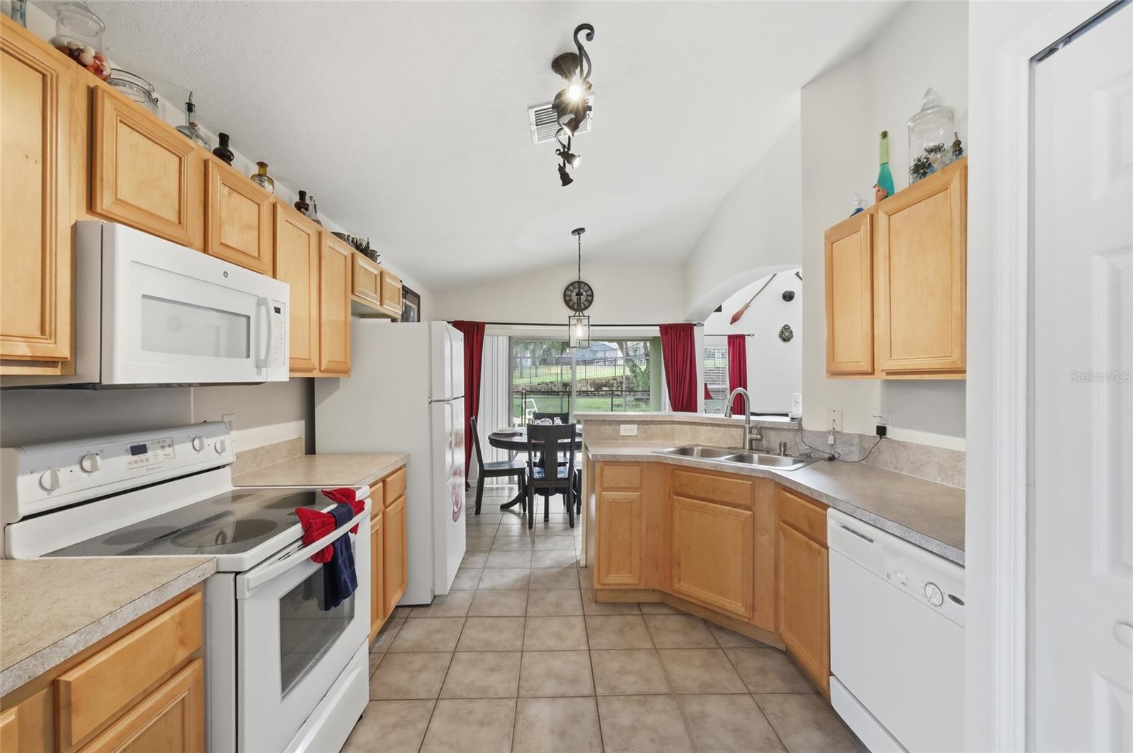 Image 10 of 68 For 2803 Lido Key Court