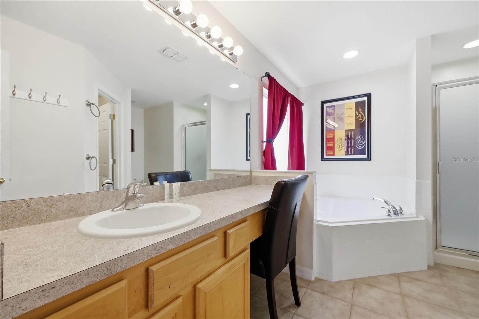 Image 23 of 68 For 2803 Lido Key Court