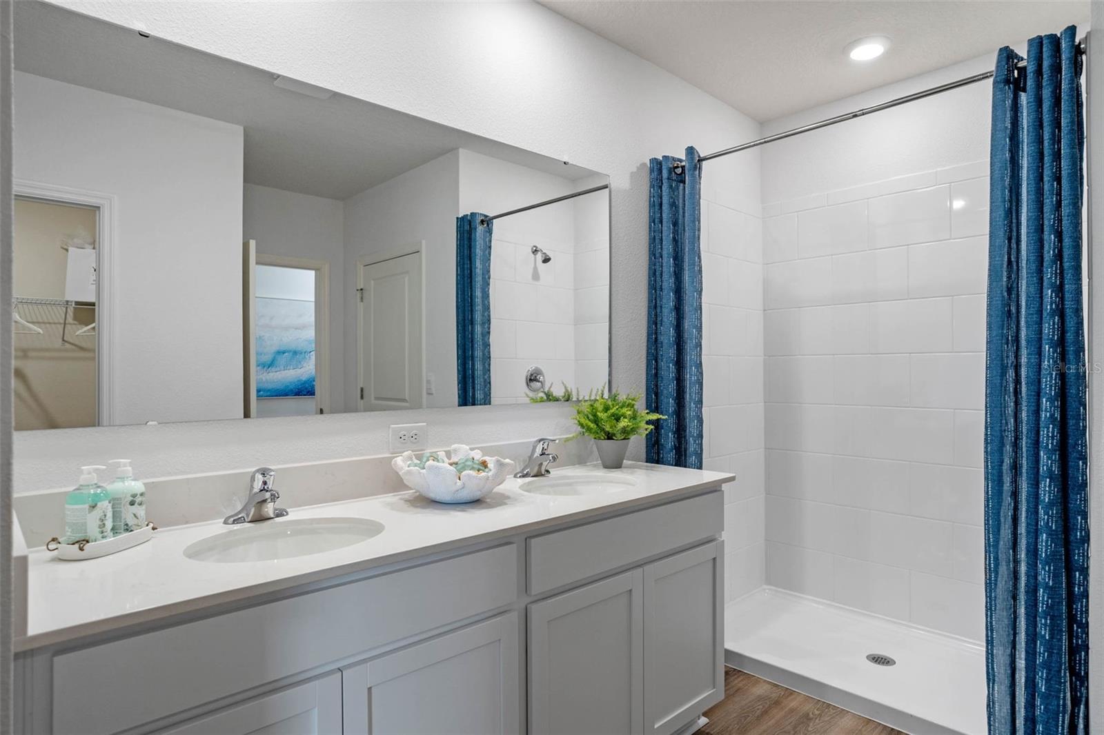 Image 40 of 67 For 1415 Morning Walk Drive