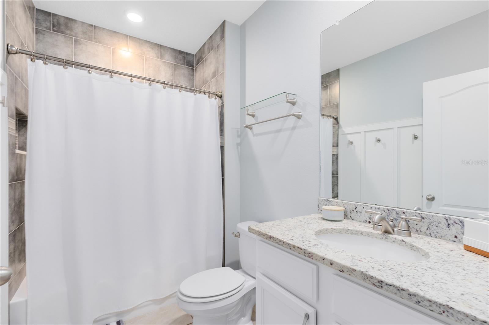 Image 15 of 30 For 1600 Spray Terrace