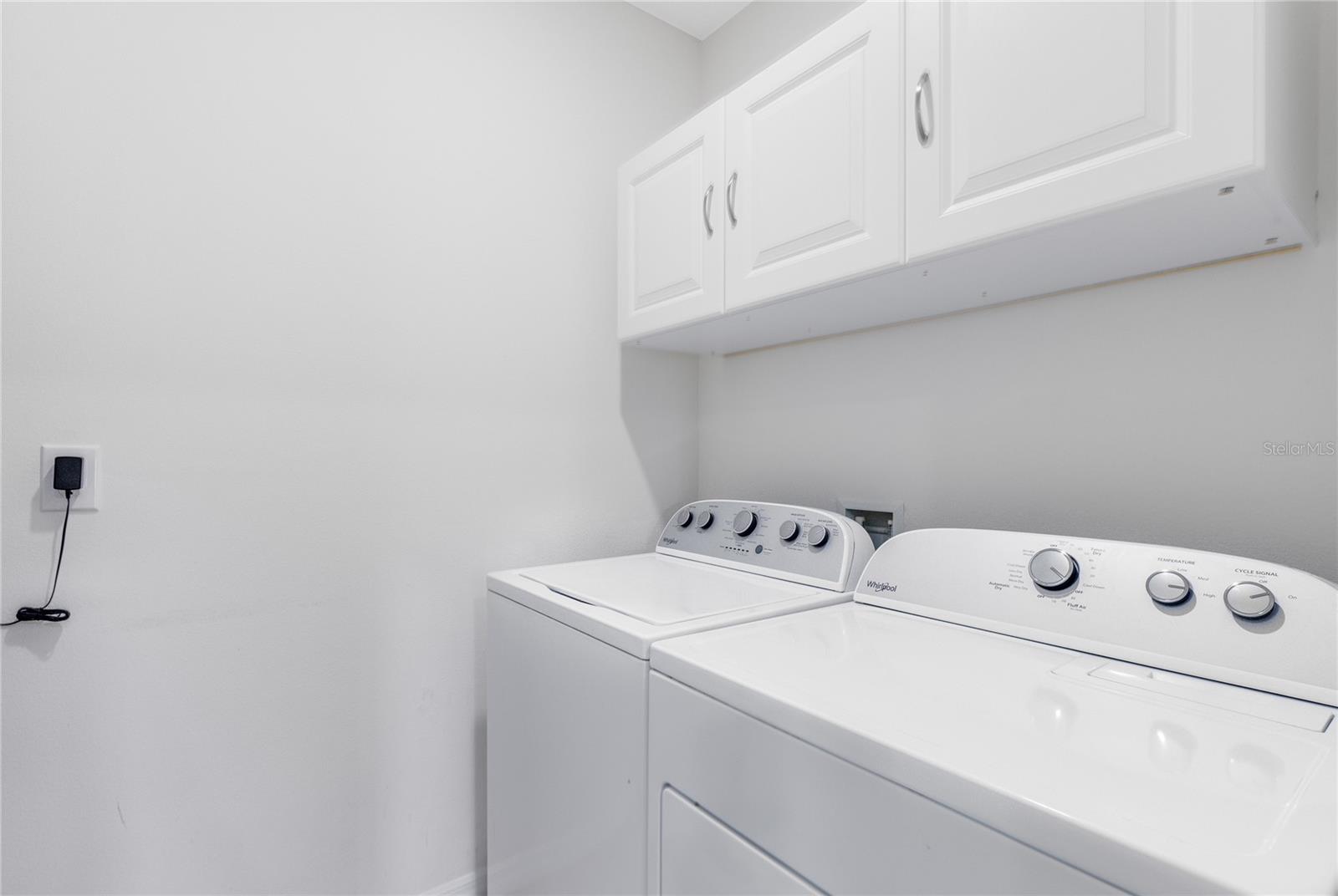 Image 19 of 30 For 1600 Spray Terrace