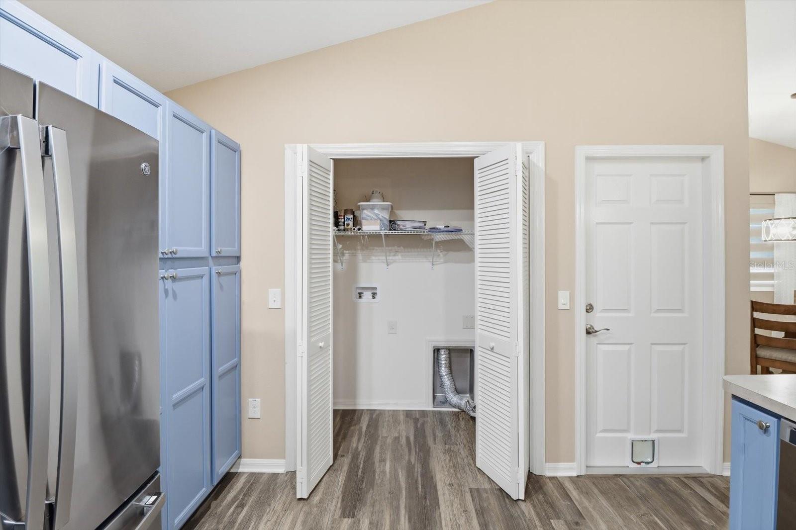 Image 20 of 44 For 5694 Moon Flower Place