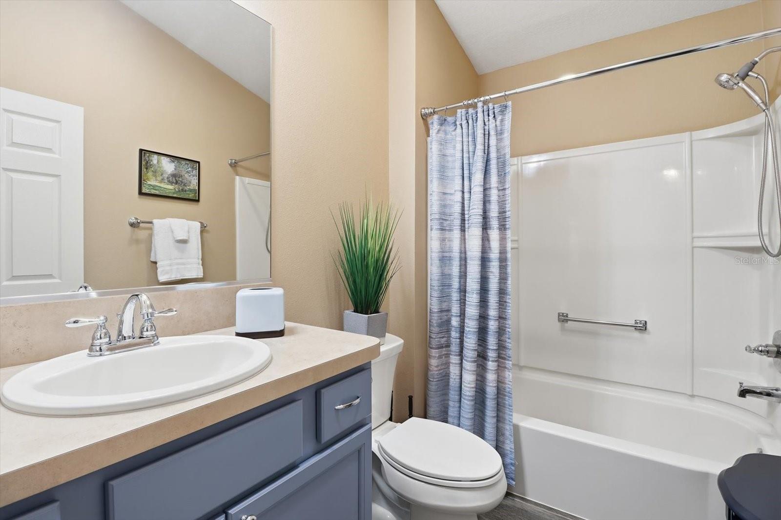 Image 24 of 44 For 5694 Moon Flower Place