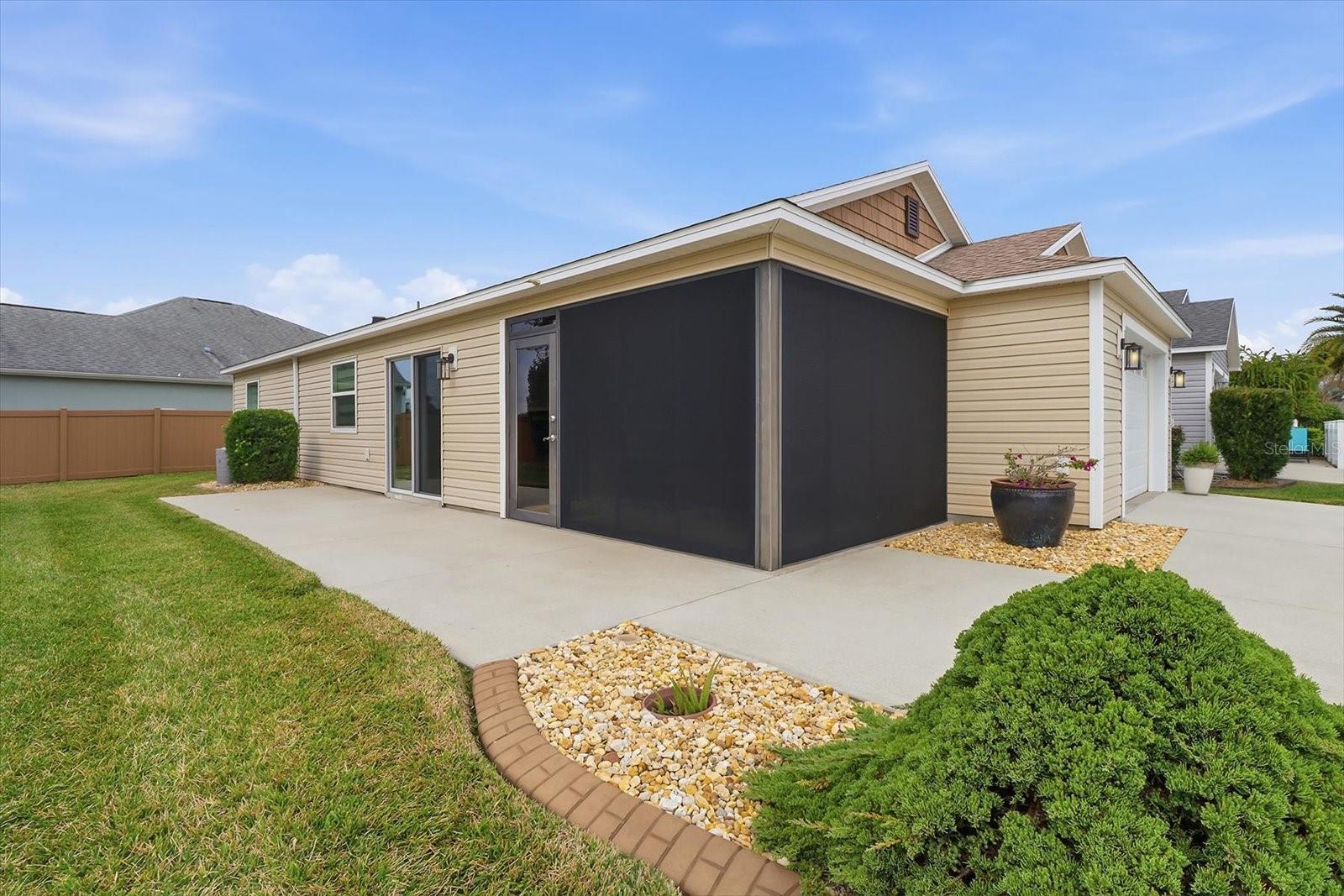 Image 33 of 44 For 5694 Moon Flower Place