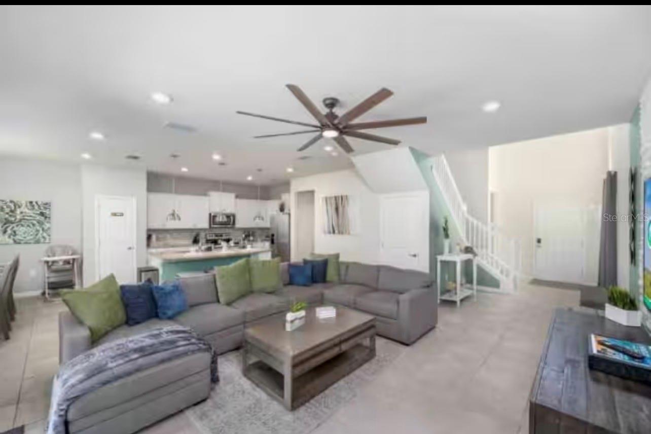 Image 10 of 31 For 2116 Lelani Circle